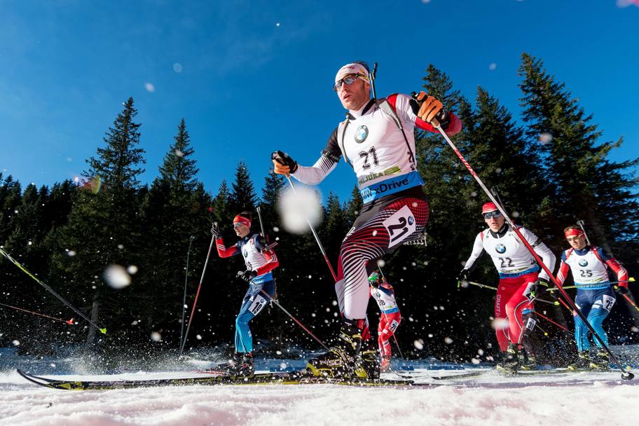 L’austriaco Simon Eder in azione nella 15 km della Biathlon Word Cup a Pokljuka, Slovenia (Afp)